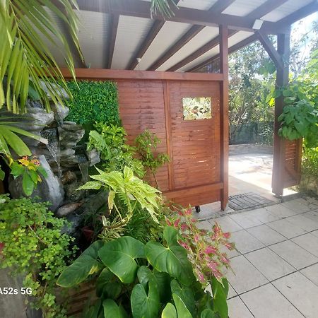 Label Kafe Apartment Bouillante Exterior photo